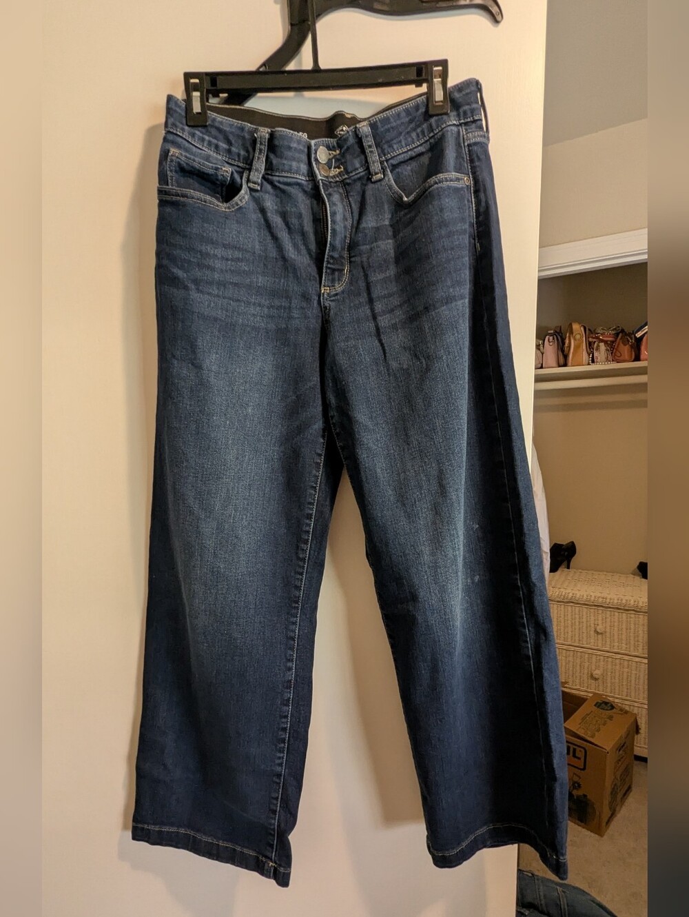 PETITE Relaxed Wide-Leg Jeans in Dark Blue Denim